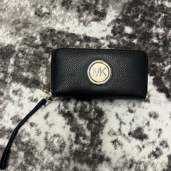 Michael Kors Handbags - Michael Kors Black Wallet with Gold Logo